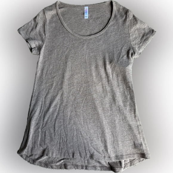 LuLaroe brown Women's Classic T - Picture 1 of 3